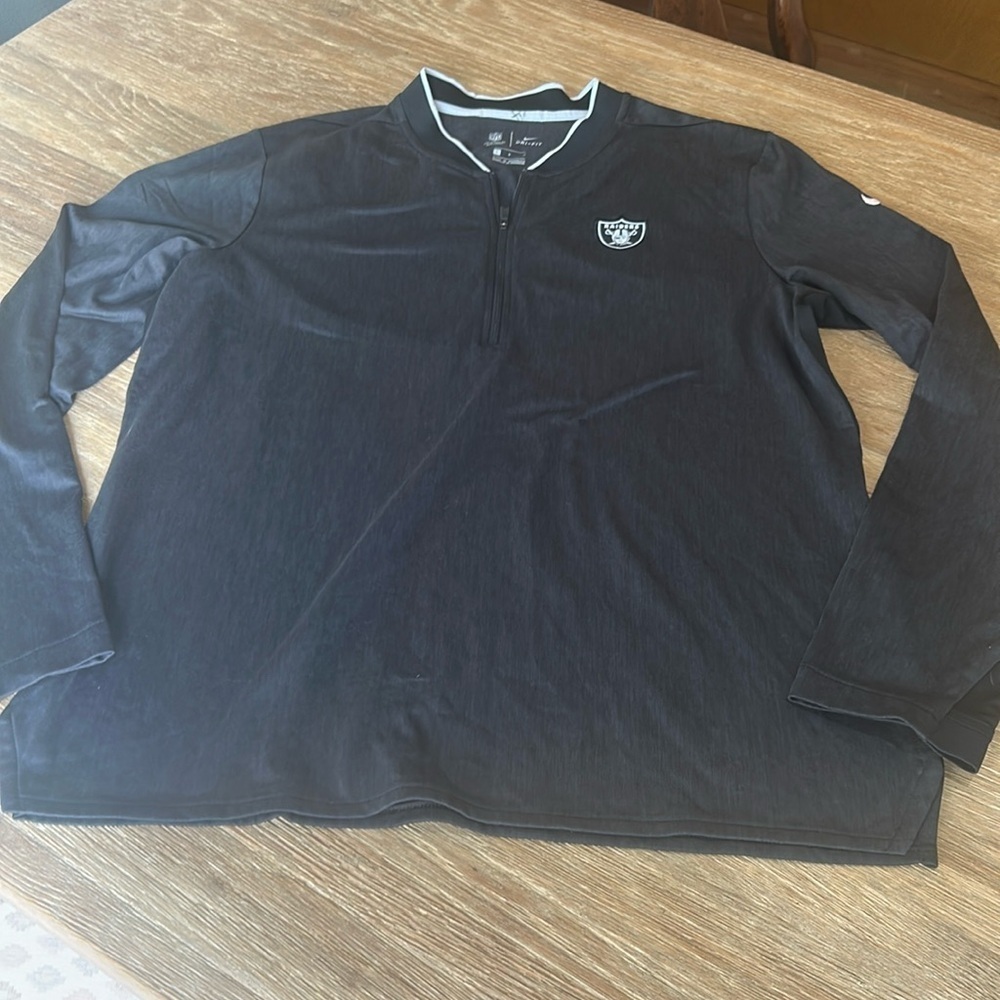 Nike Las Vegas Raiders NFL On Field Long Sleeve Shirt Mens Large Dri Fit PW